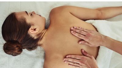 Massasje rygg og nakke, 0-30 min Massasje rygg og nakke, 0-30 min